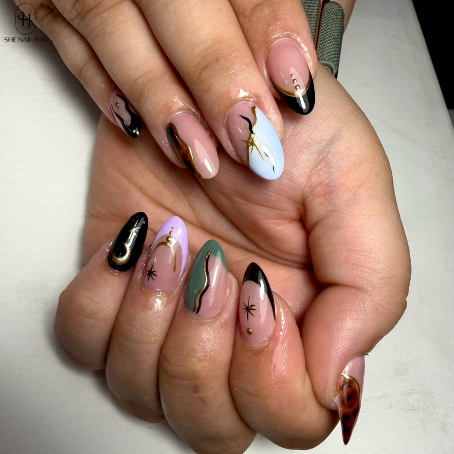 SHE NAIL BAR